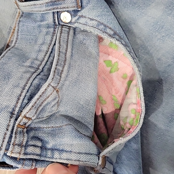 EUC Wrangler × Fender Distressed Jeans - Picture 3 of 8